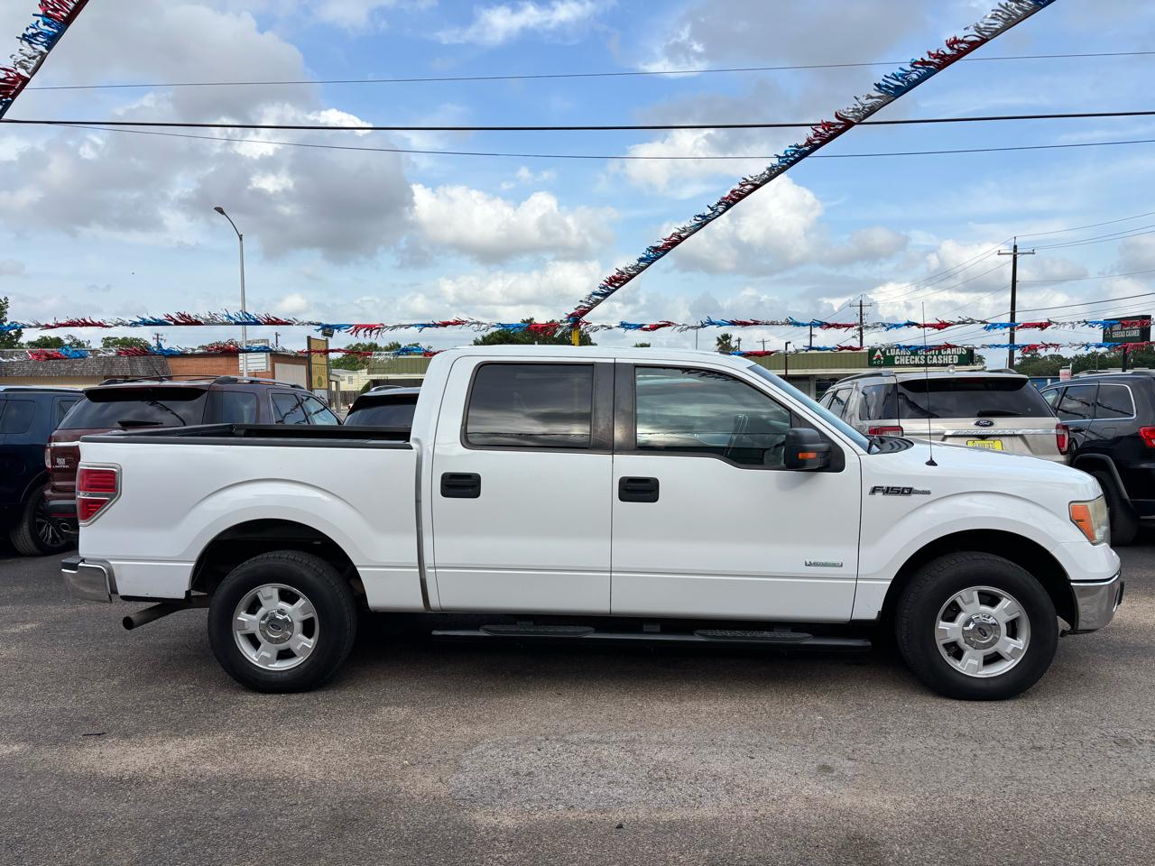 Ford F-150 2WD SuperCrew 145" XL 2014