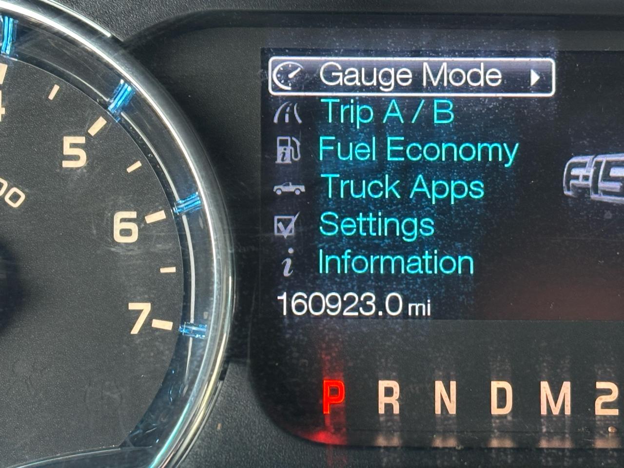 Ford F-150 2WD SuperCrew 145" XL 2014