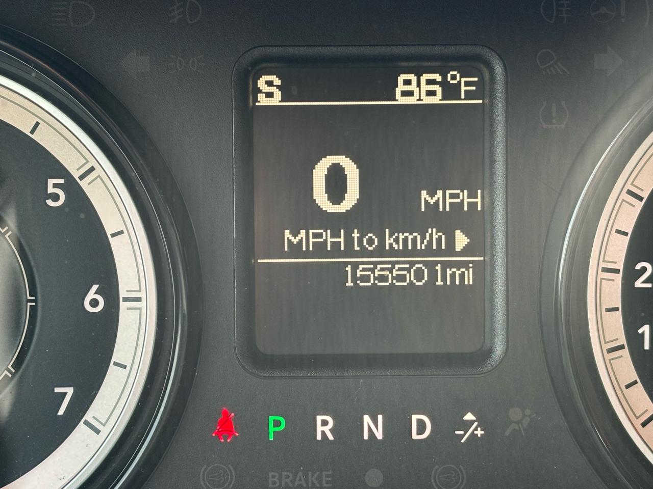 RAM 1500 Tradesman 4x2 Crew Cab 5'7" Box 2017