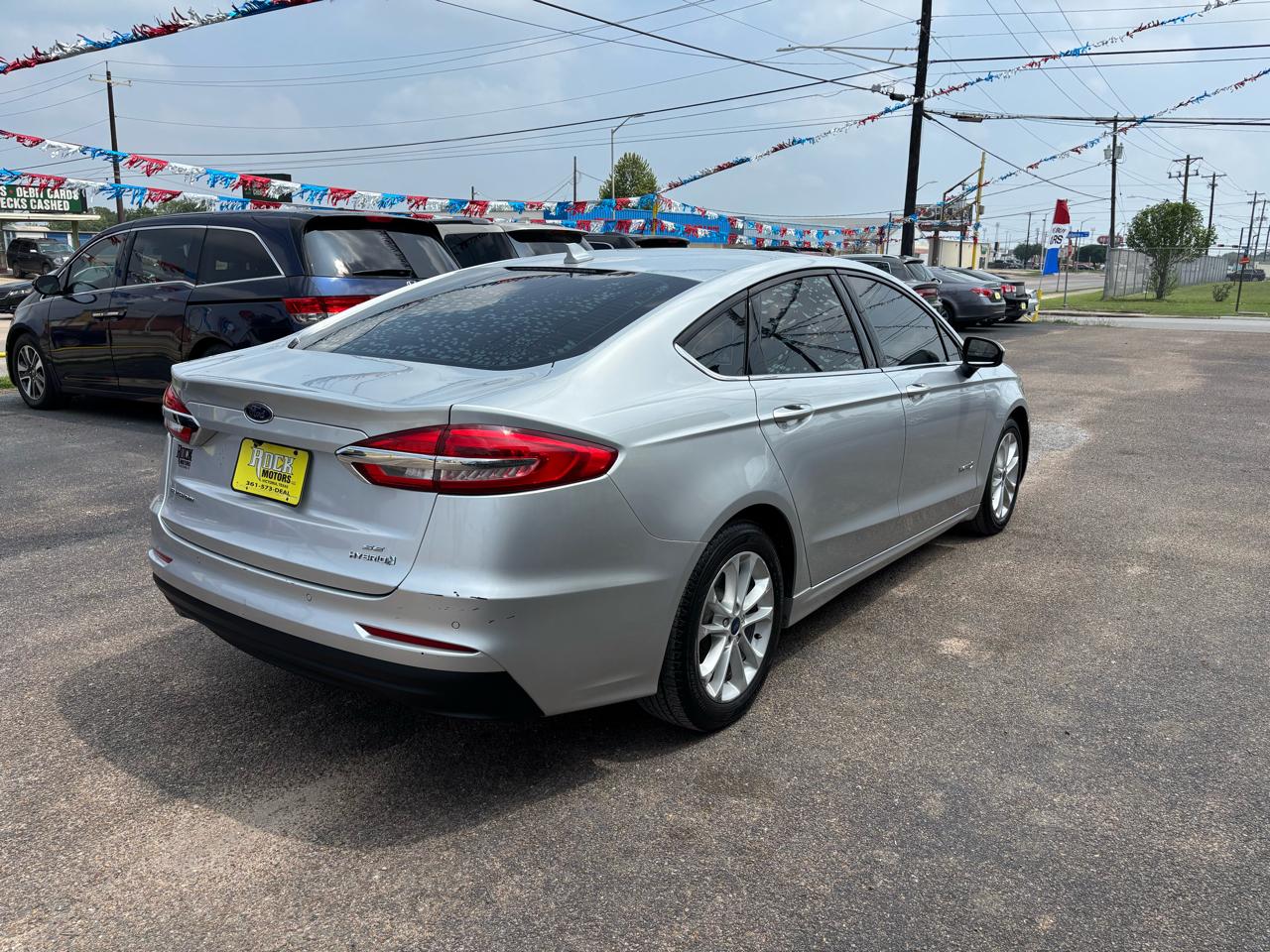 Ford Fusion Hybrid SE FWD 2019