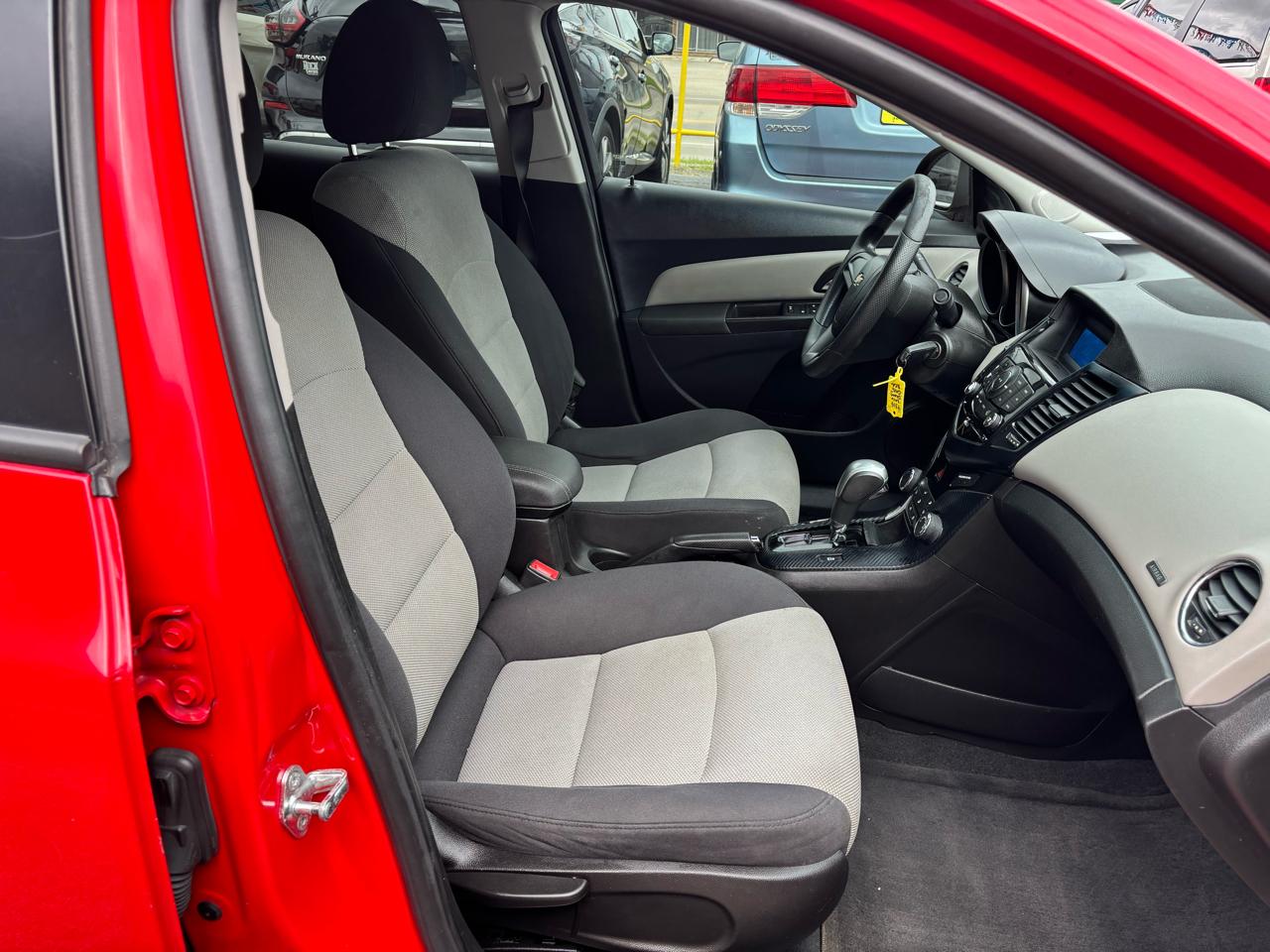 Chevrolet Cruze Limited 4dr Sdn Auto LS 2016