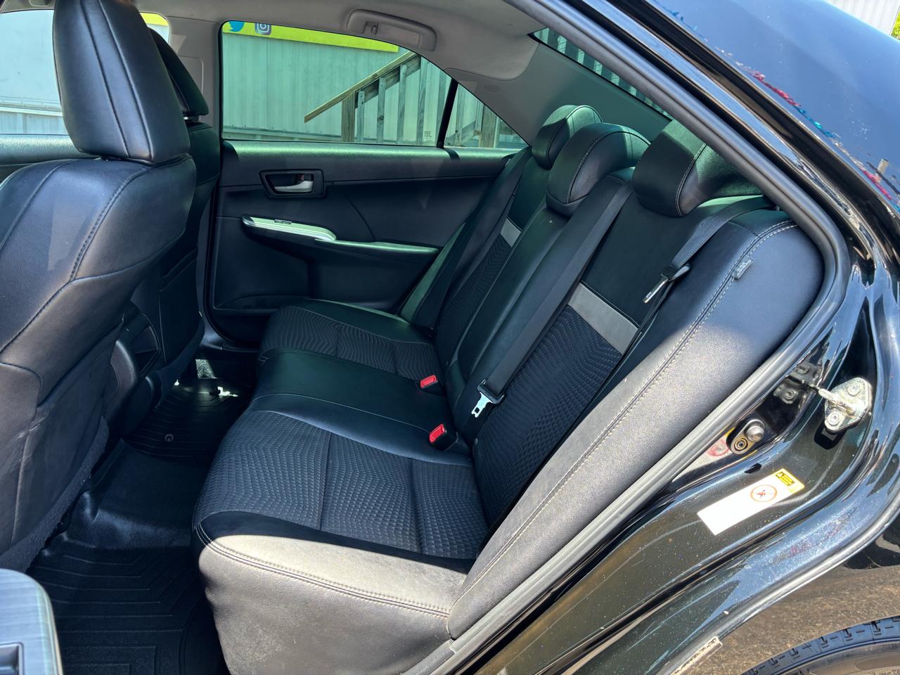 Toyota Camry 4dr Sdn I4 Auto L (Natl) 2013