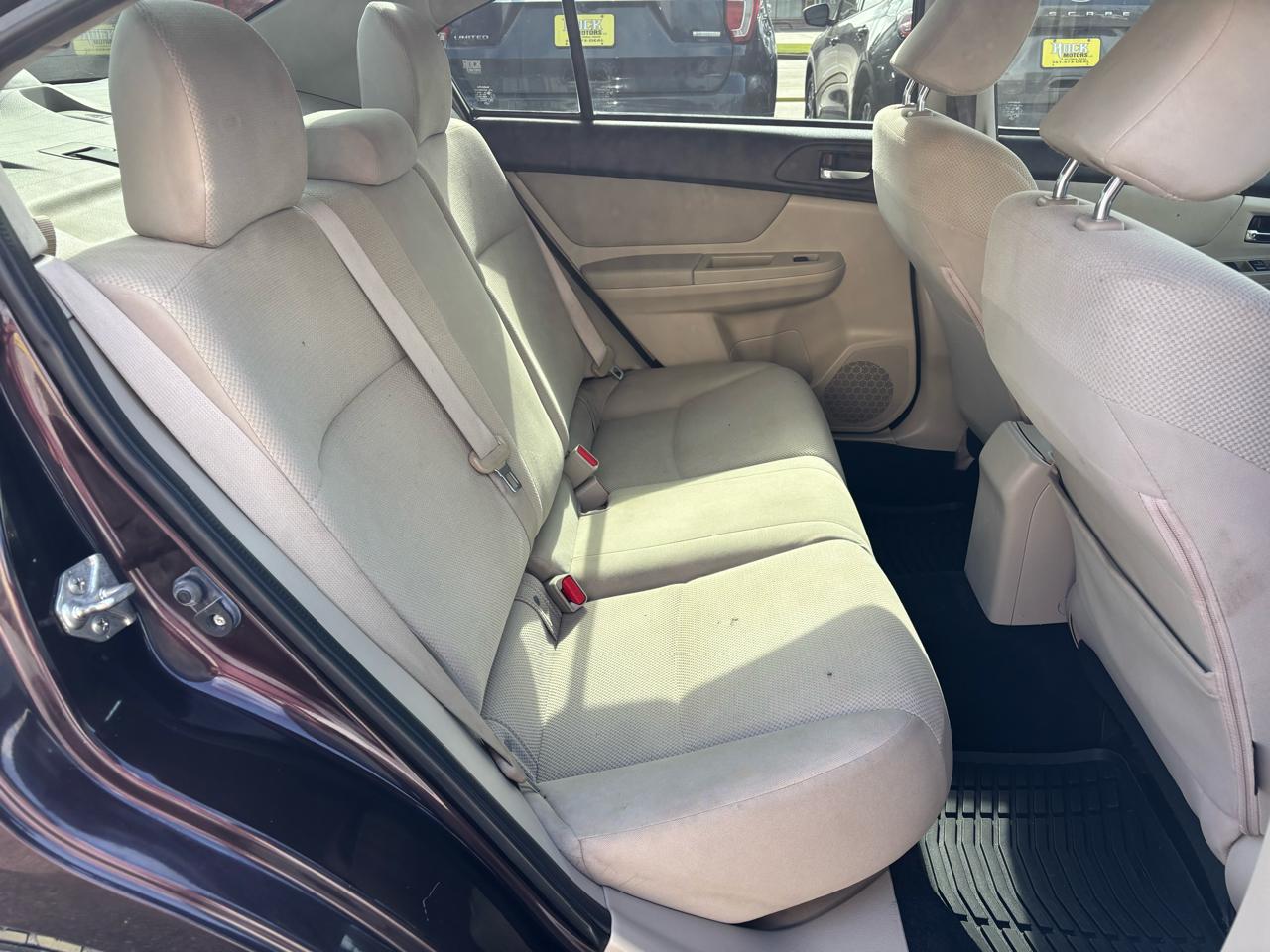 Subaru Impreza Sedan 4dr Auto 2.0i Premium 2013