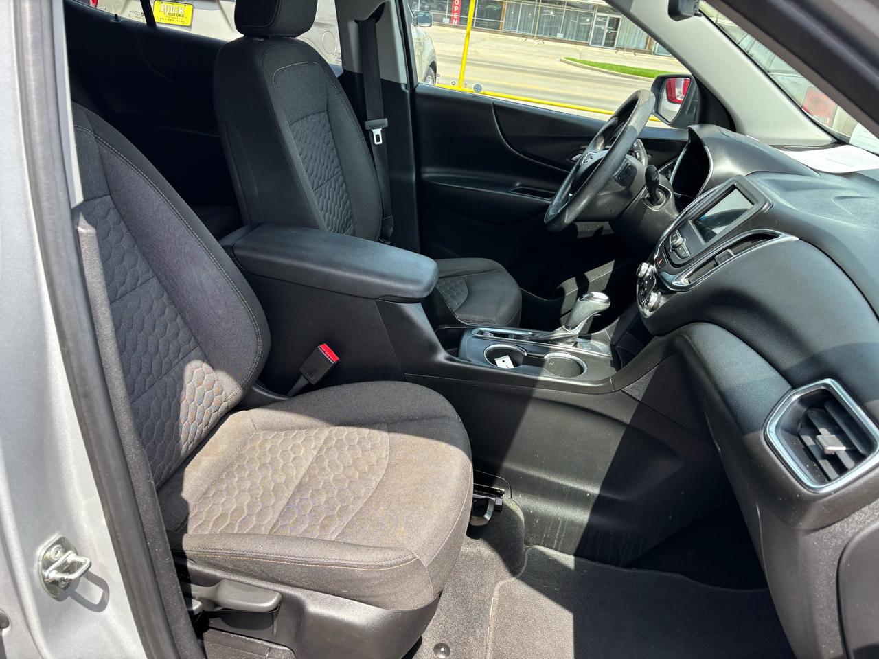 Chevrolet Equinox FWD 4dr LT w/1LT 2019