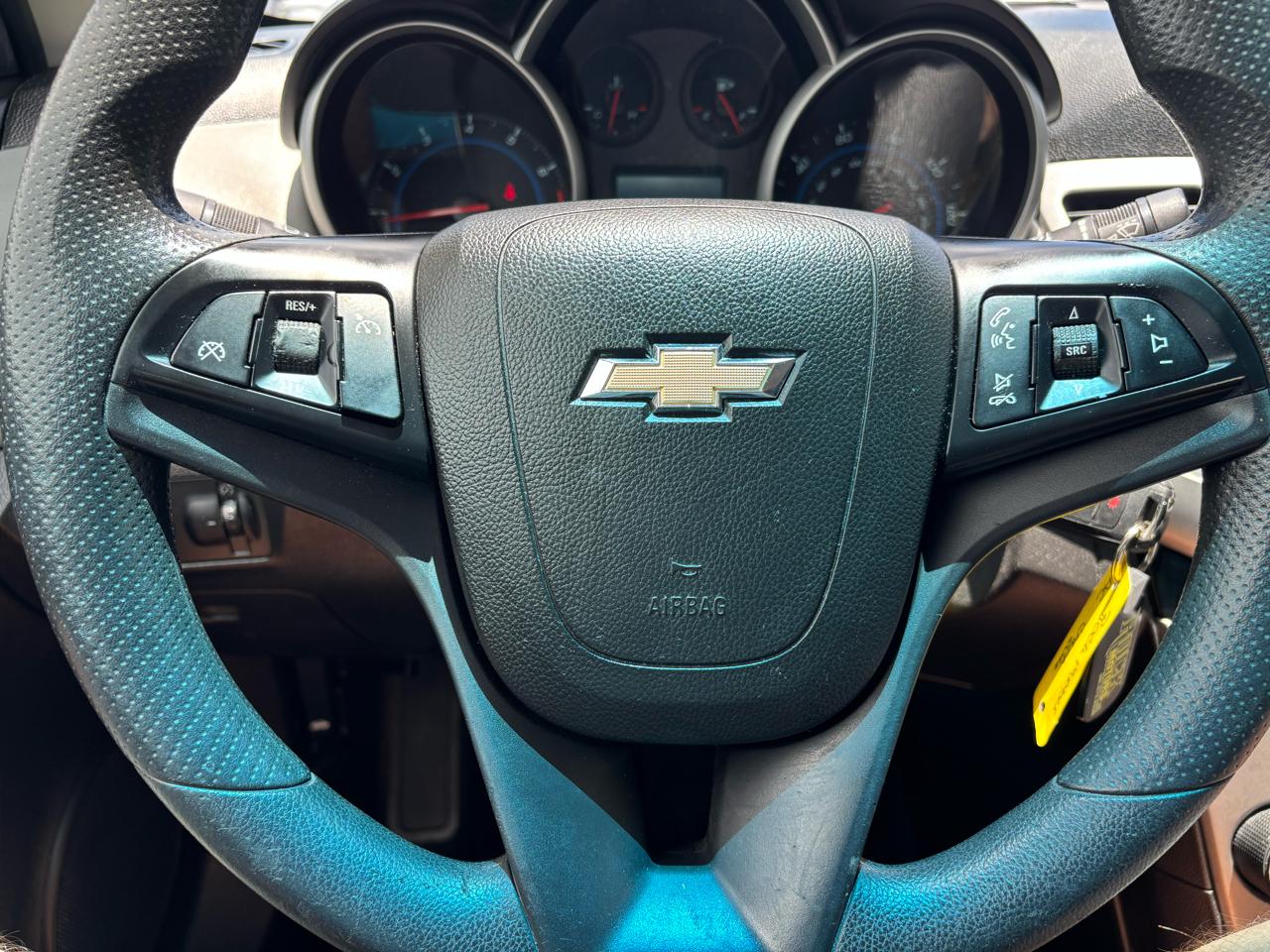 Chevrolet Cruze 4dr Sdn LS 2012