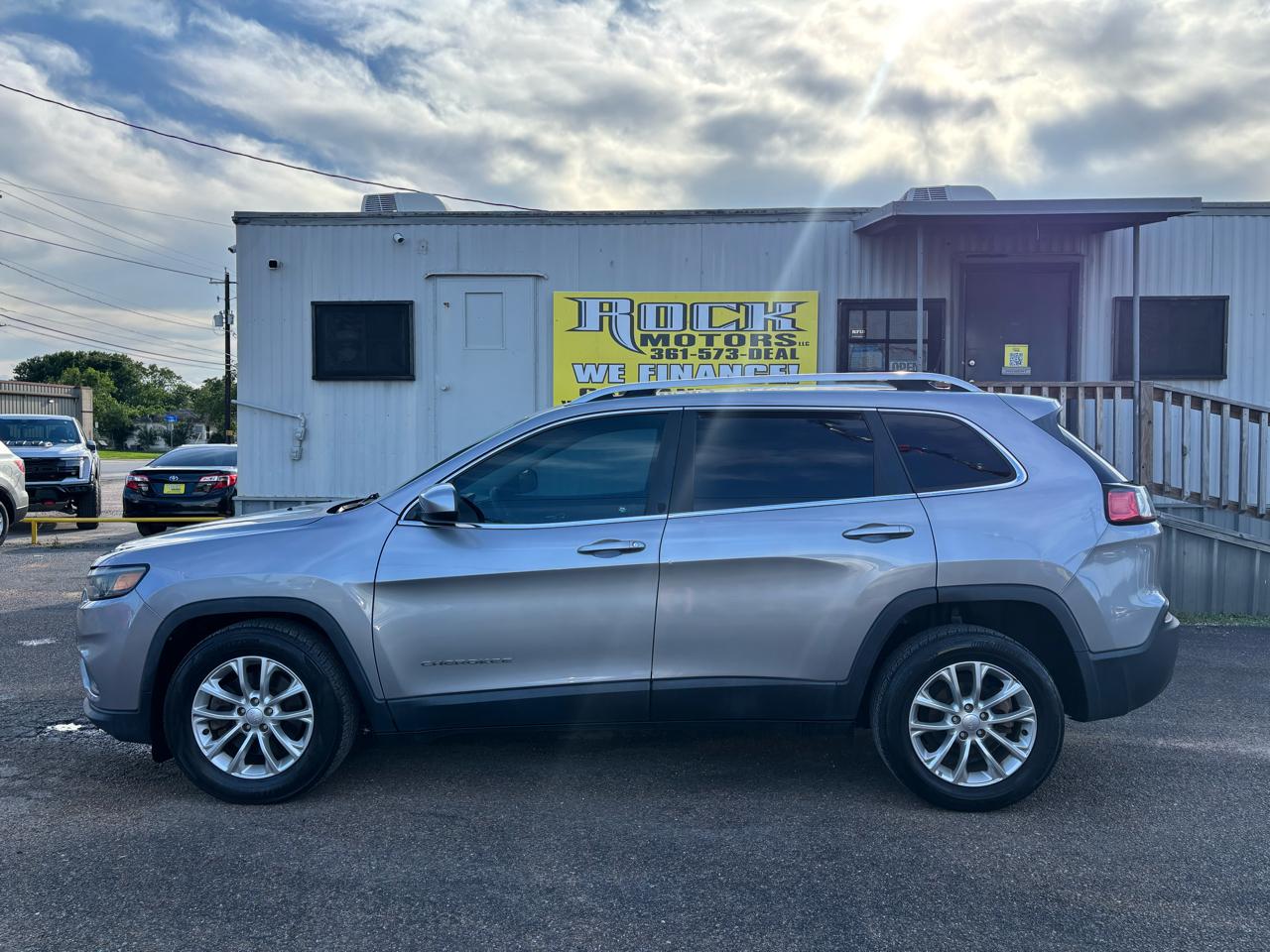 Jeep Cherokee Latitude FWD 2019