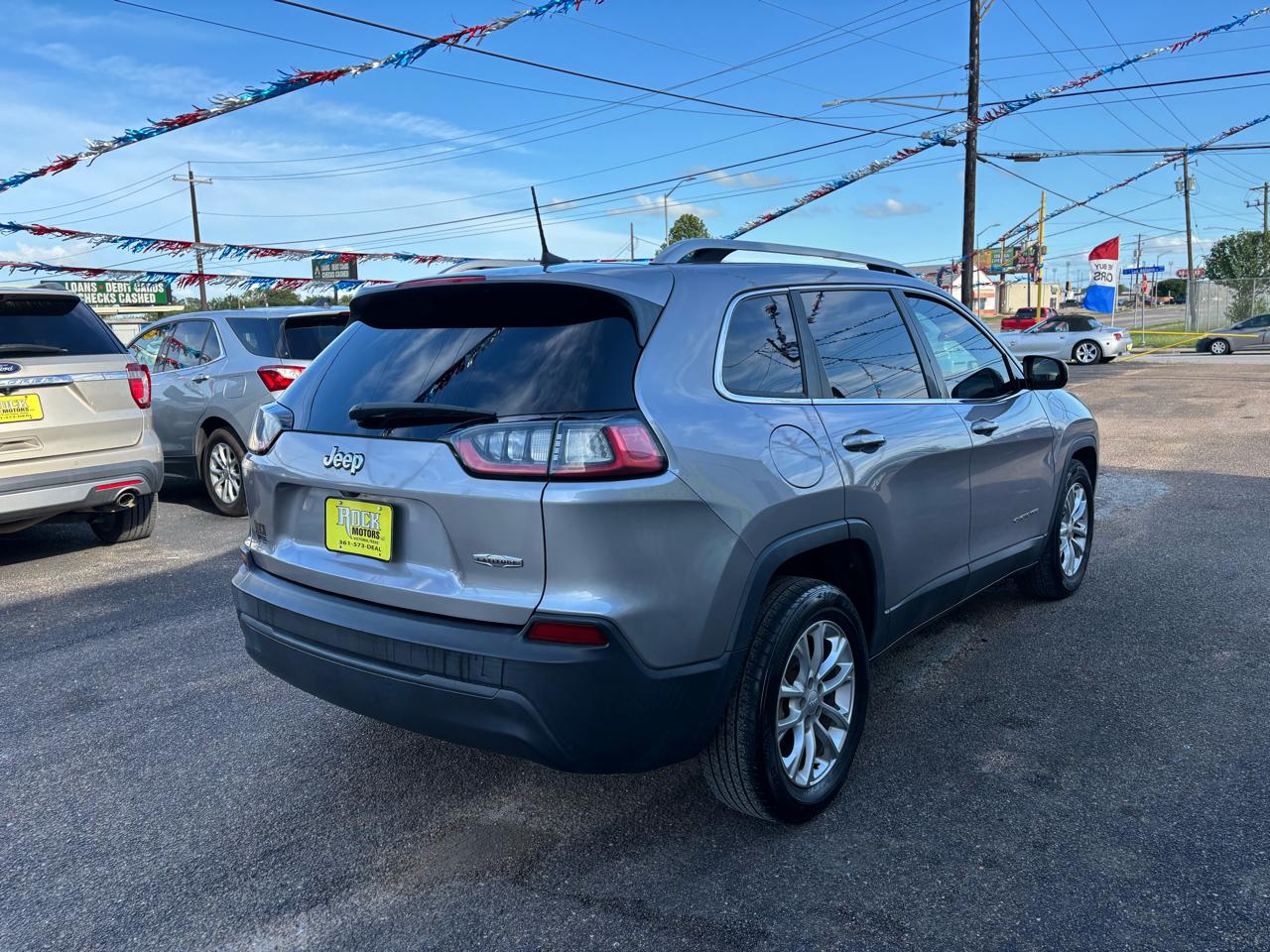 Jeep Cherokee Latitude FWD 2019