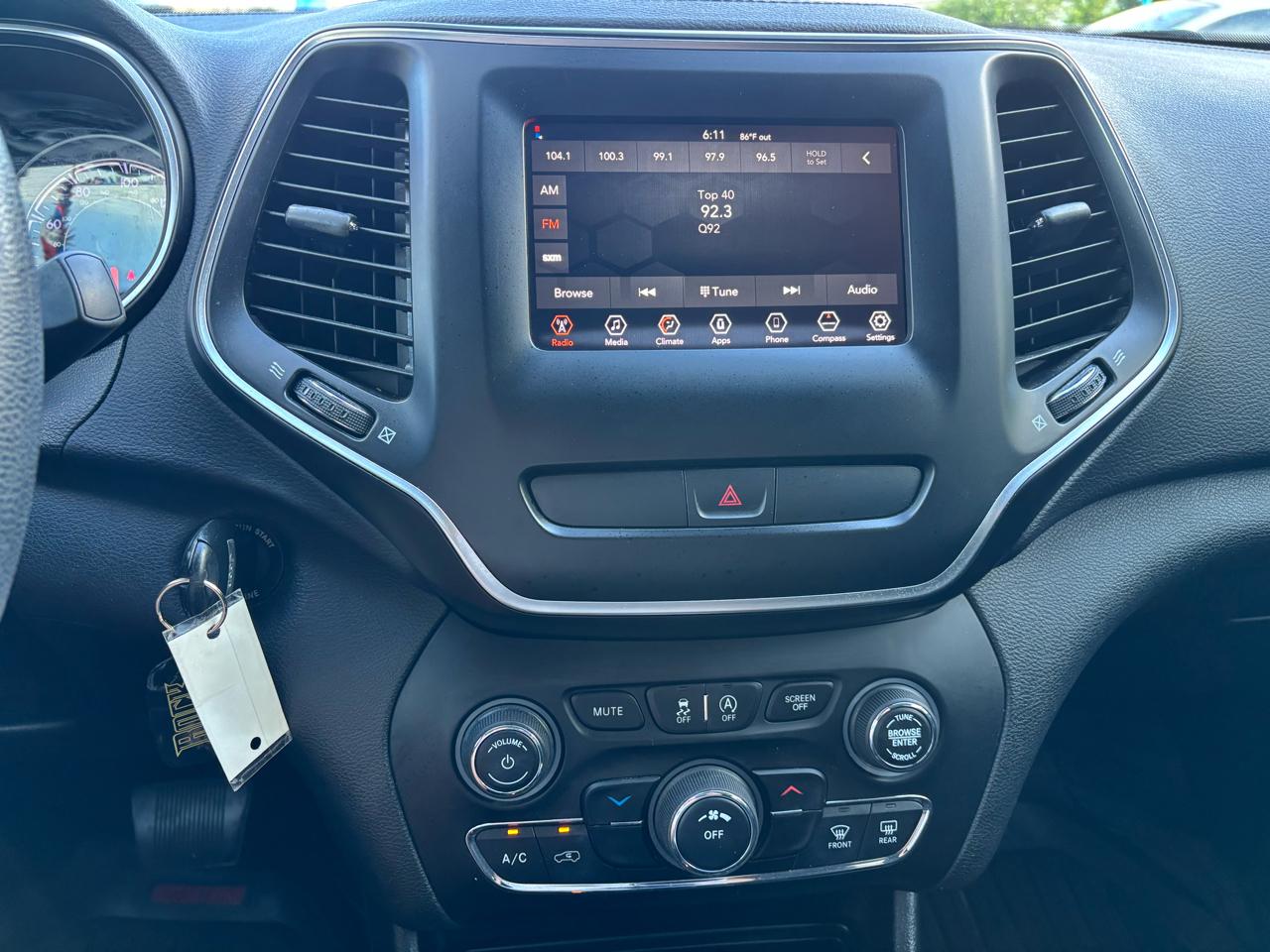 Jeep Cherokee Latitude FWD 2019