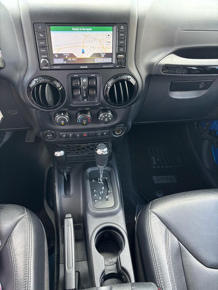 Jeep Wrangler Unlimited 4WD 4dr Altitude 2014