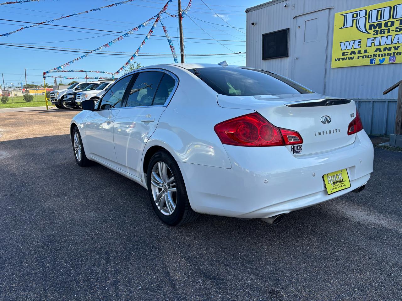 Infiniti G37 Sedan 4dr Journey RWD 2012