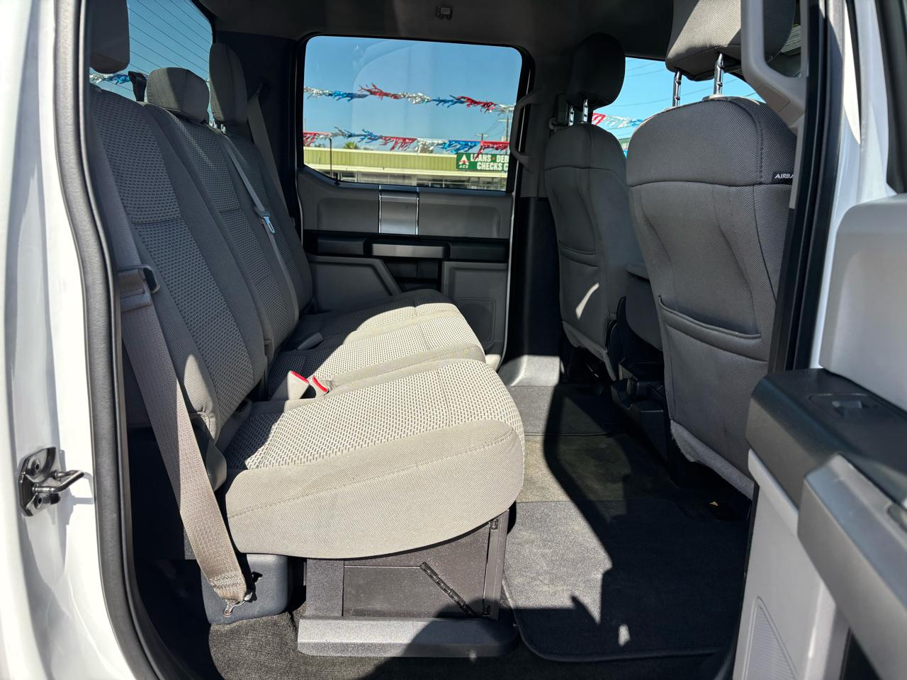 Ford Super Duty F-250 SRW XLT 4WD Crew Cab 6.75' Box 2017