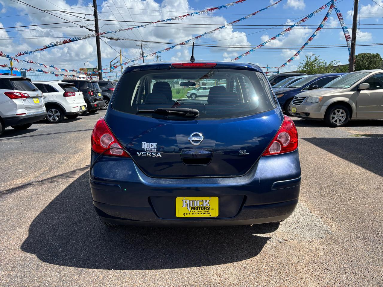 Nissan Versa 5dr HB I4 Man 1.8 SL 2008