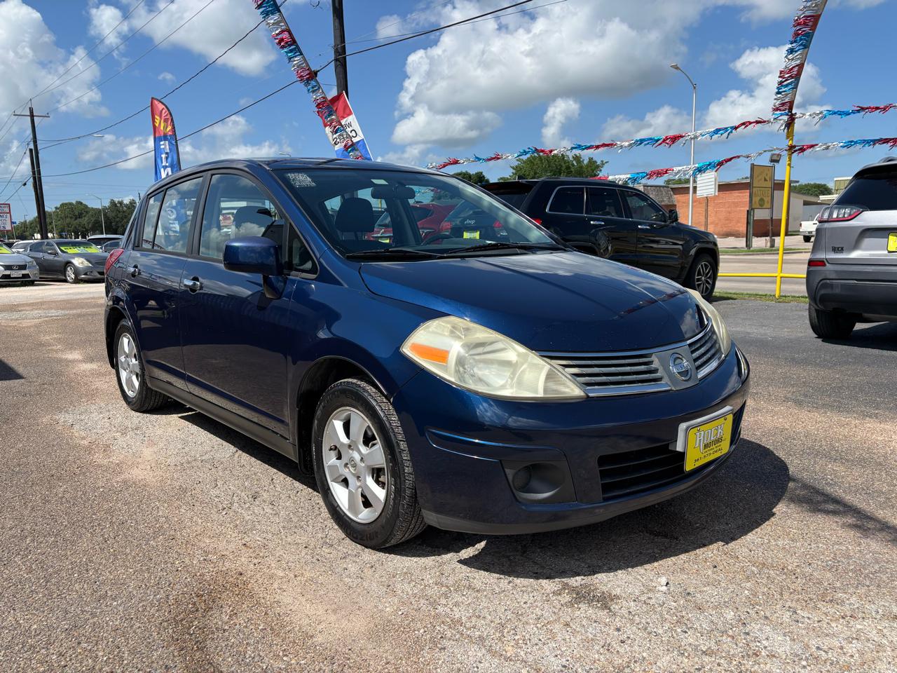 Nissan Versa 5dr HB I4 Man 1.8 SL 2008