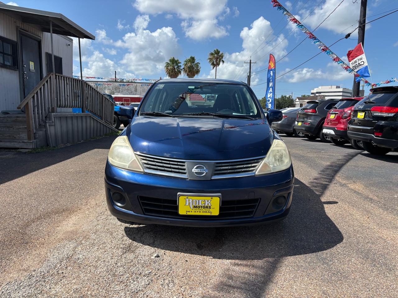 Nissan Versa 5dr HB I4 Man 1.8 SL 2008