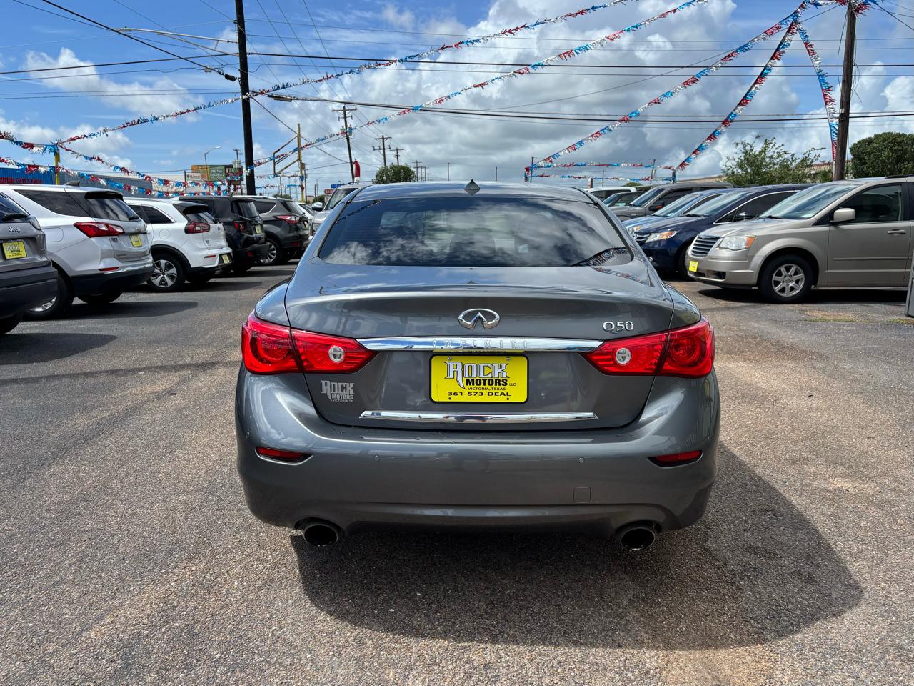 Infiniti Q50 4dr Sdn 2.0t Premium RWD 2016