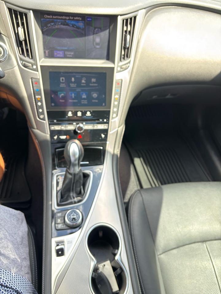 Infiniti Q50 4dr Sdn 2.0t Premium RWD 2016