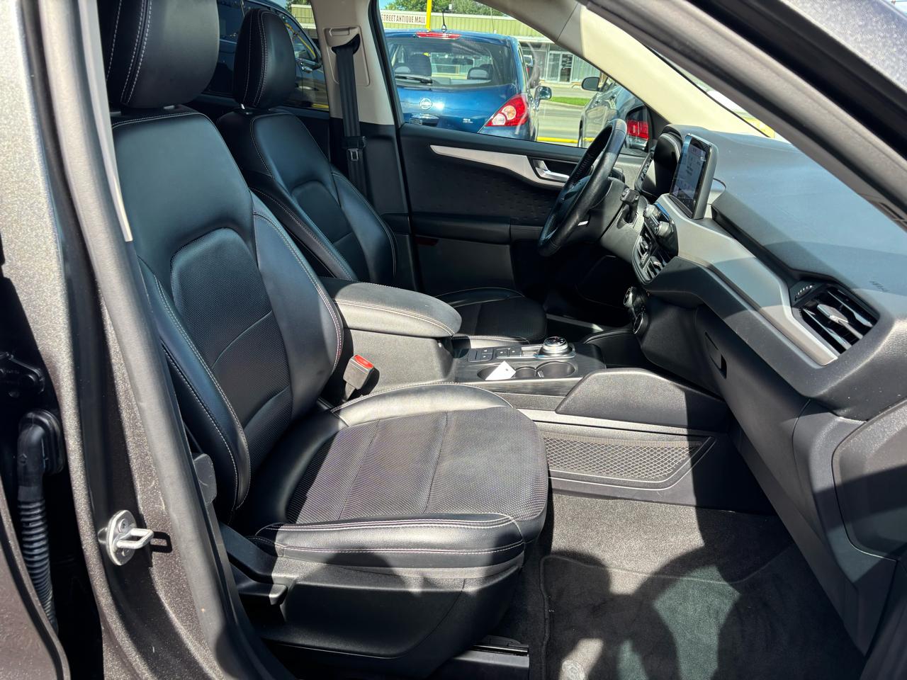 Ford Escape SEL FWD 2020