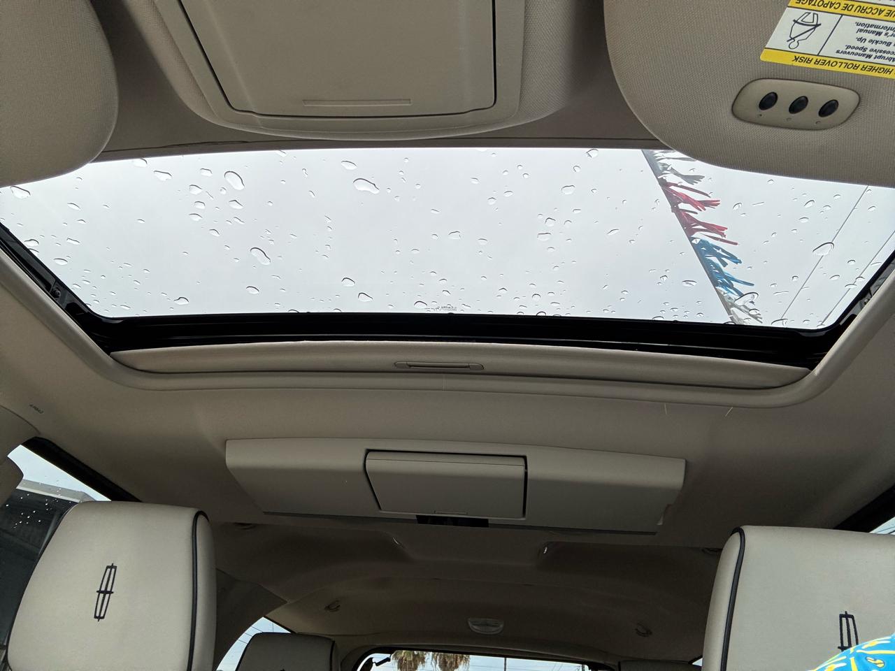 Lincoln Navigator 2WD 4dr 2010