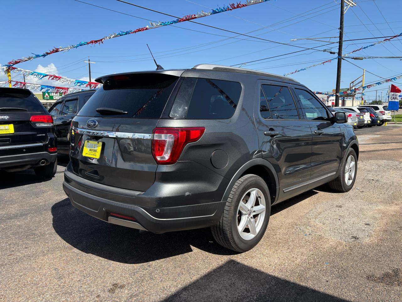 Ford Explorer XLT FWD 2019