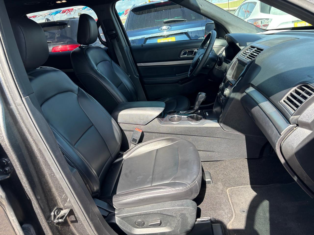 Ford Explorer XLT FWD 2019