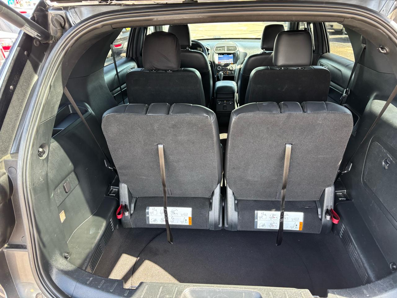 Ford Explorer XLT FWD 2019