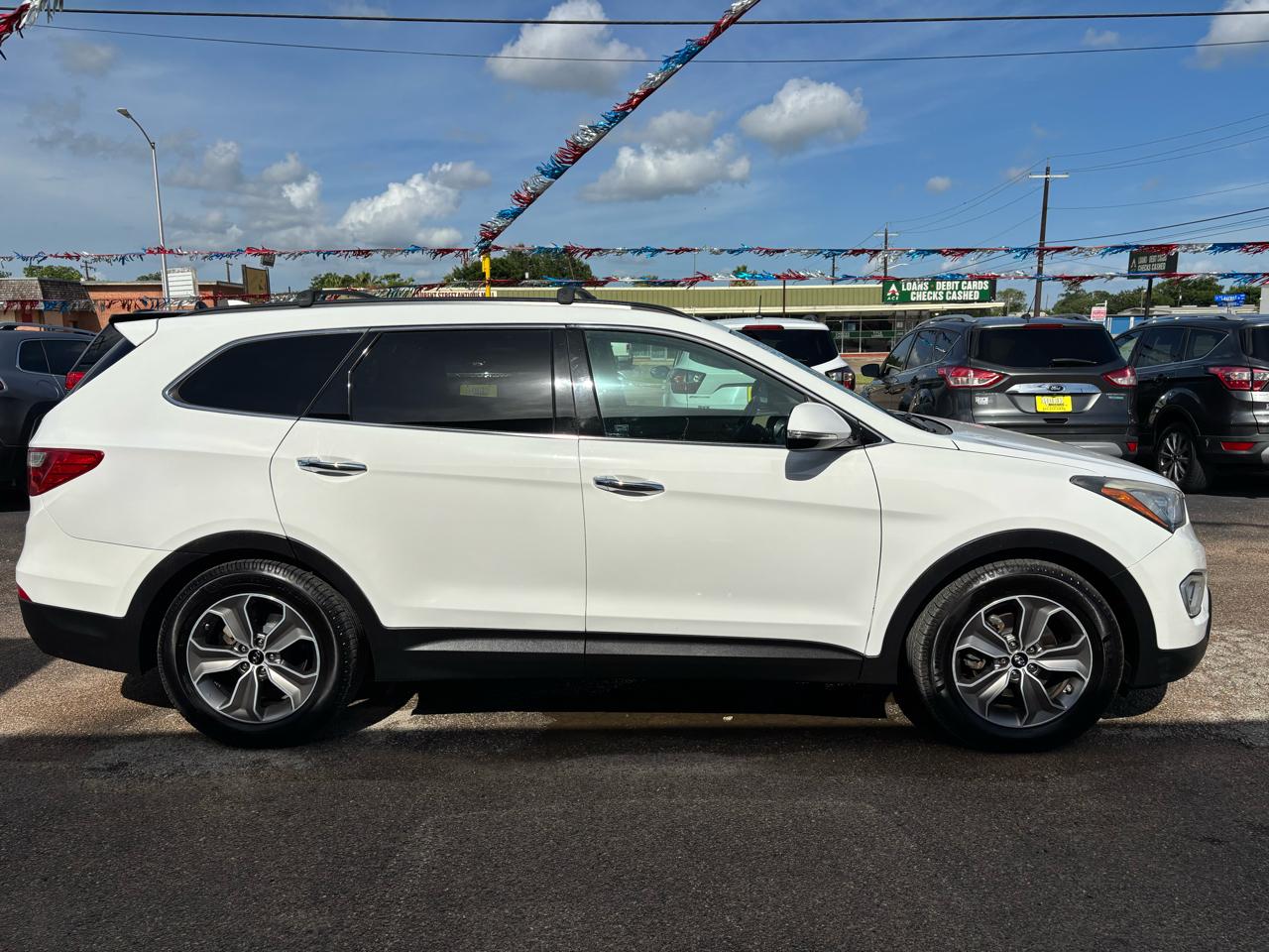 Hyundai Santa Fe FWD 4dr GLS 2014