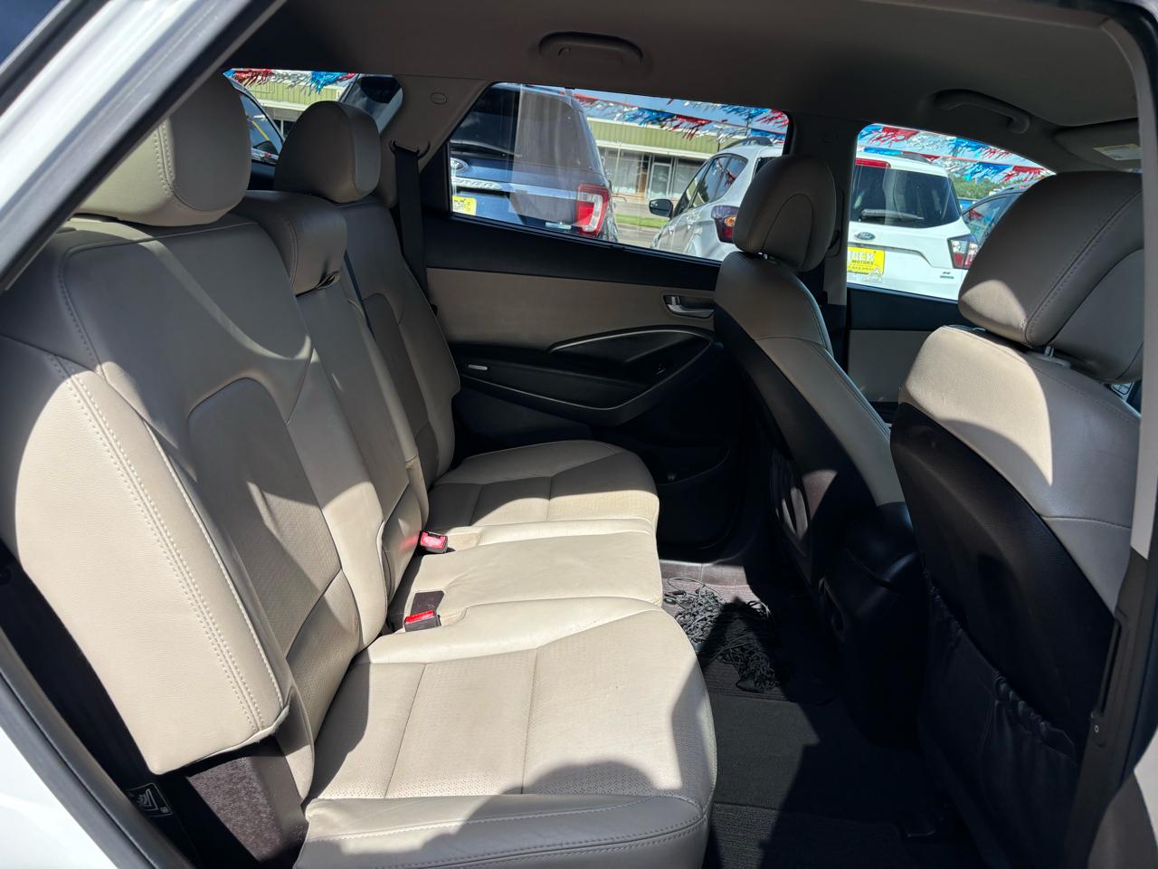 Hyundai Santa Fe FWD 4dr GLS 2014