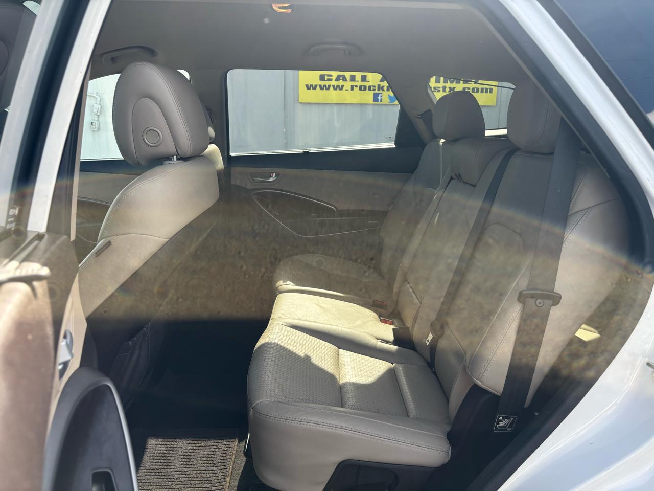 Hyundai Santa Fe FWD 4dr GLS 2014