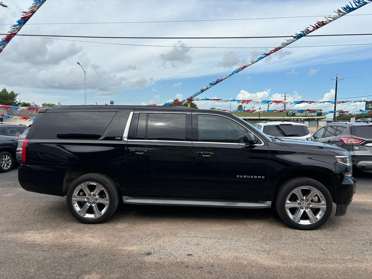 Chevrolet Suburban 2WD 4dr LTZ 2015
