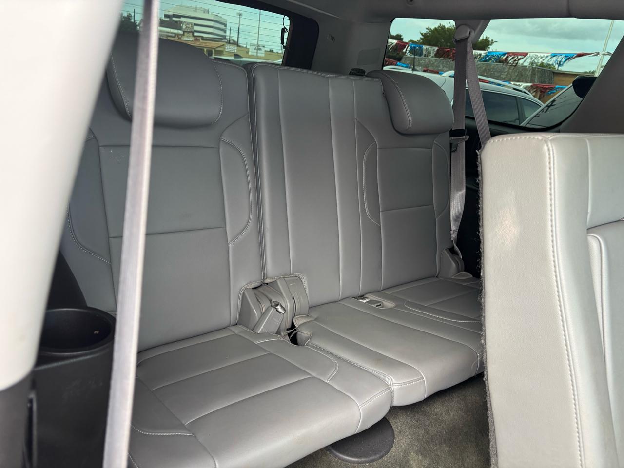 Chevrolet Suburban 2WD 4dr LTZ 2015