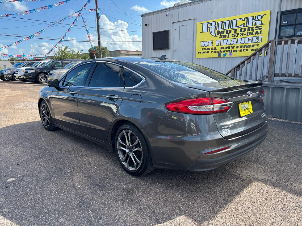 Ford Fusion Hybrid Titanium FWD 2019