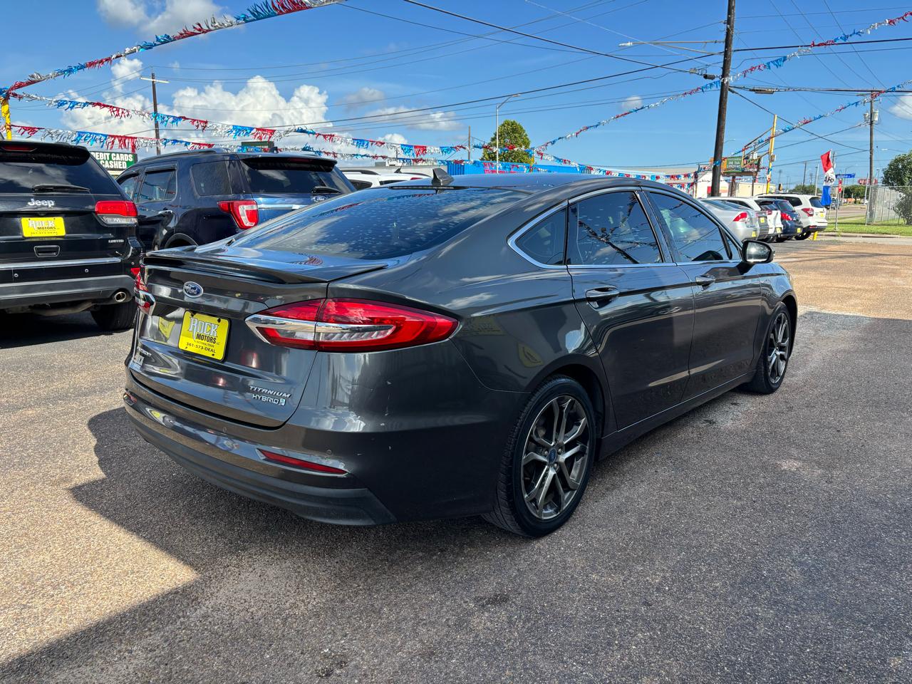Ford Fusion Hybrid Titanium FWD 2019