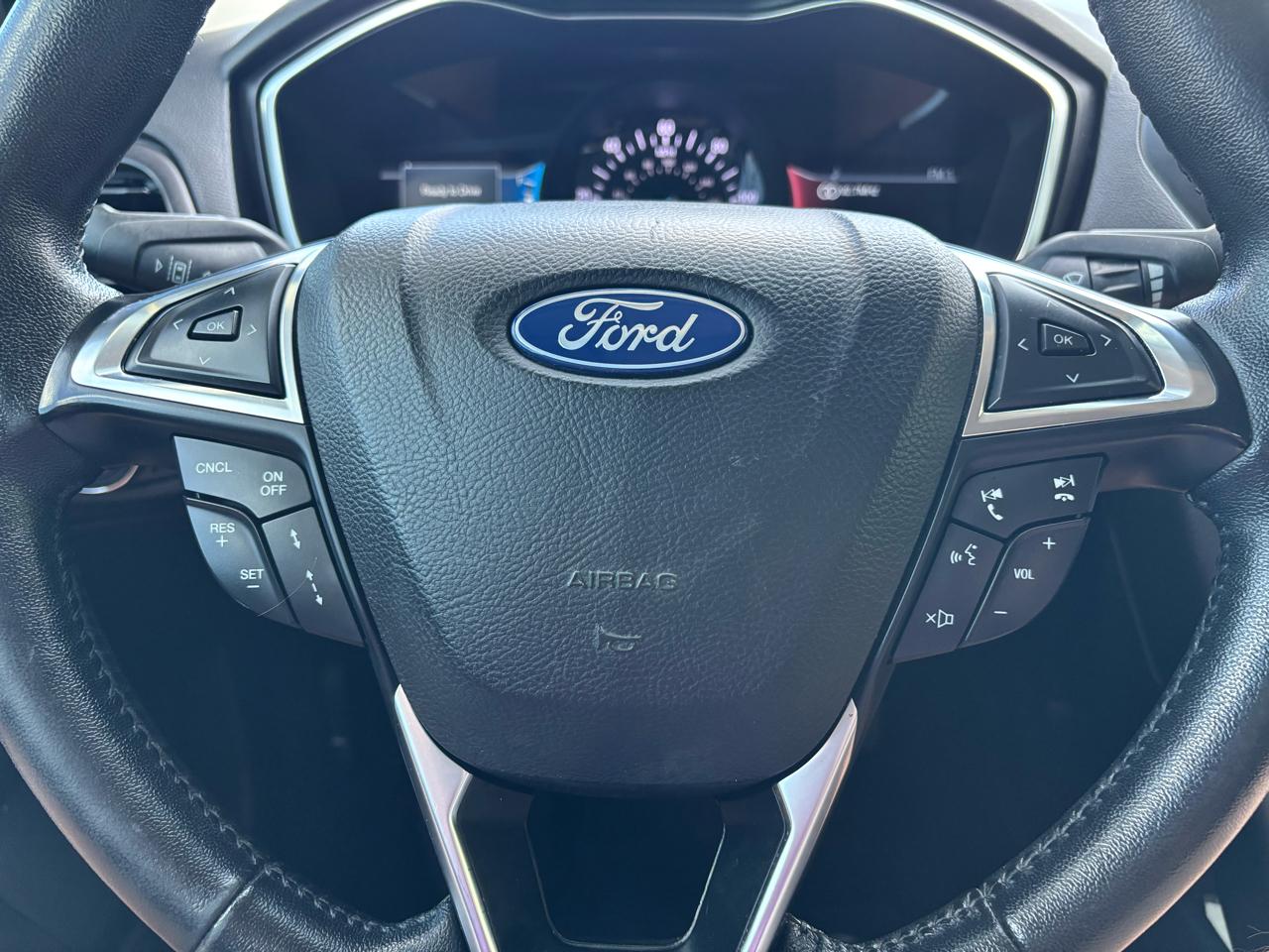 Ford Fusion Hybrid Titanium FWD 2019