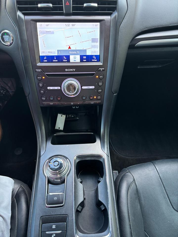 Ford Fusion Hybrid Titanium FWD 2019