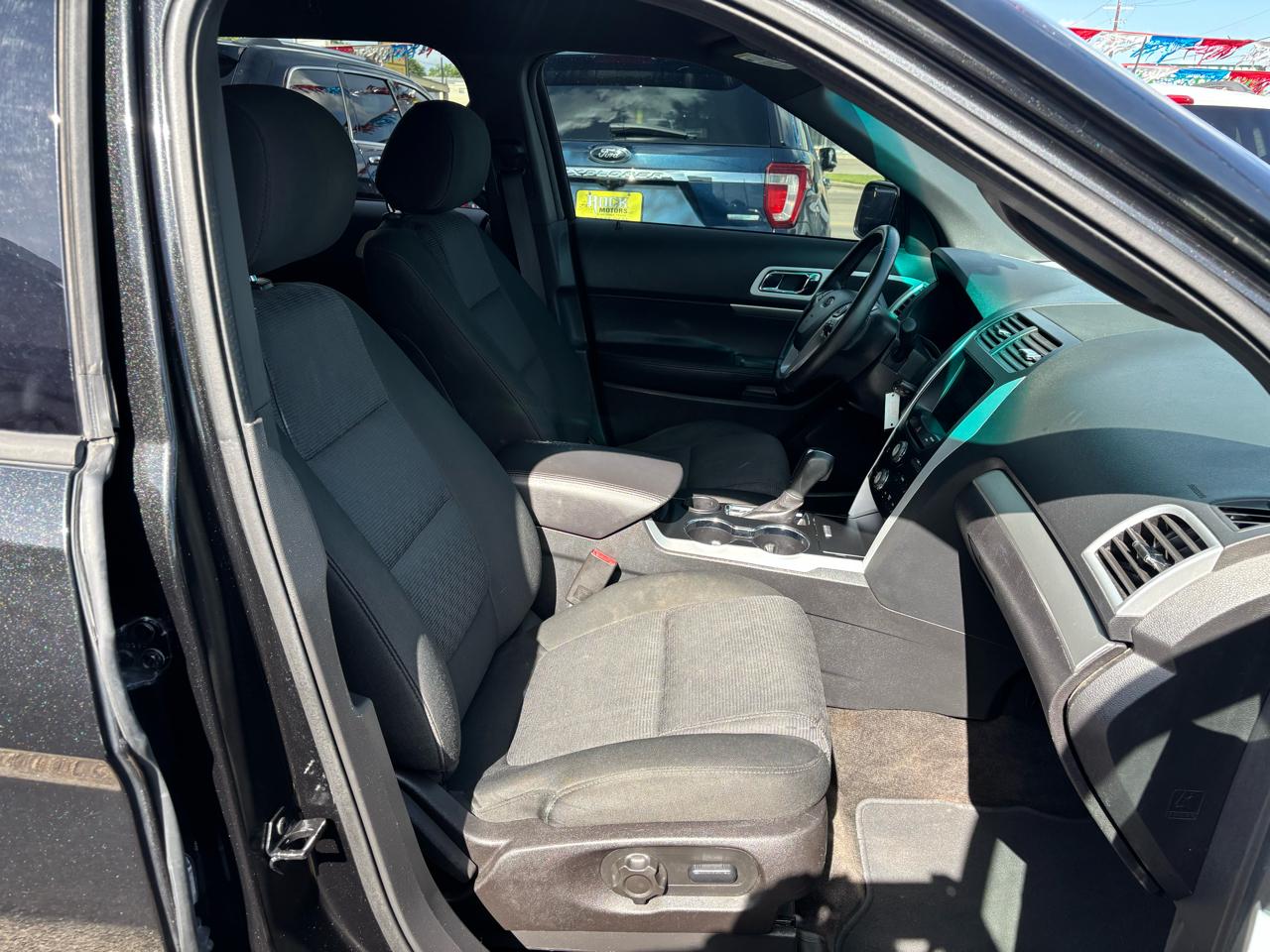 Ford Explorer FWD 4dr XLT 2015
