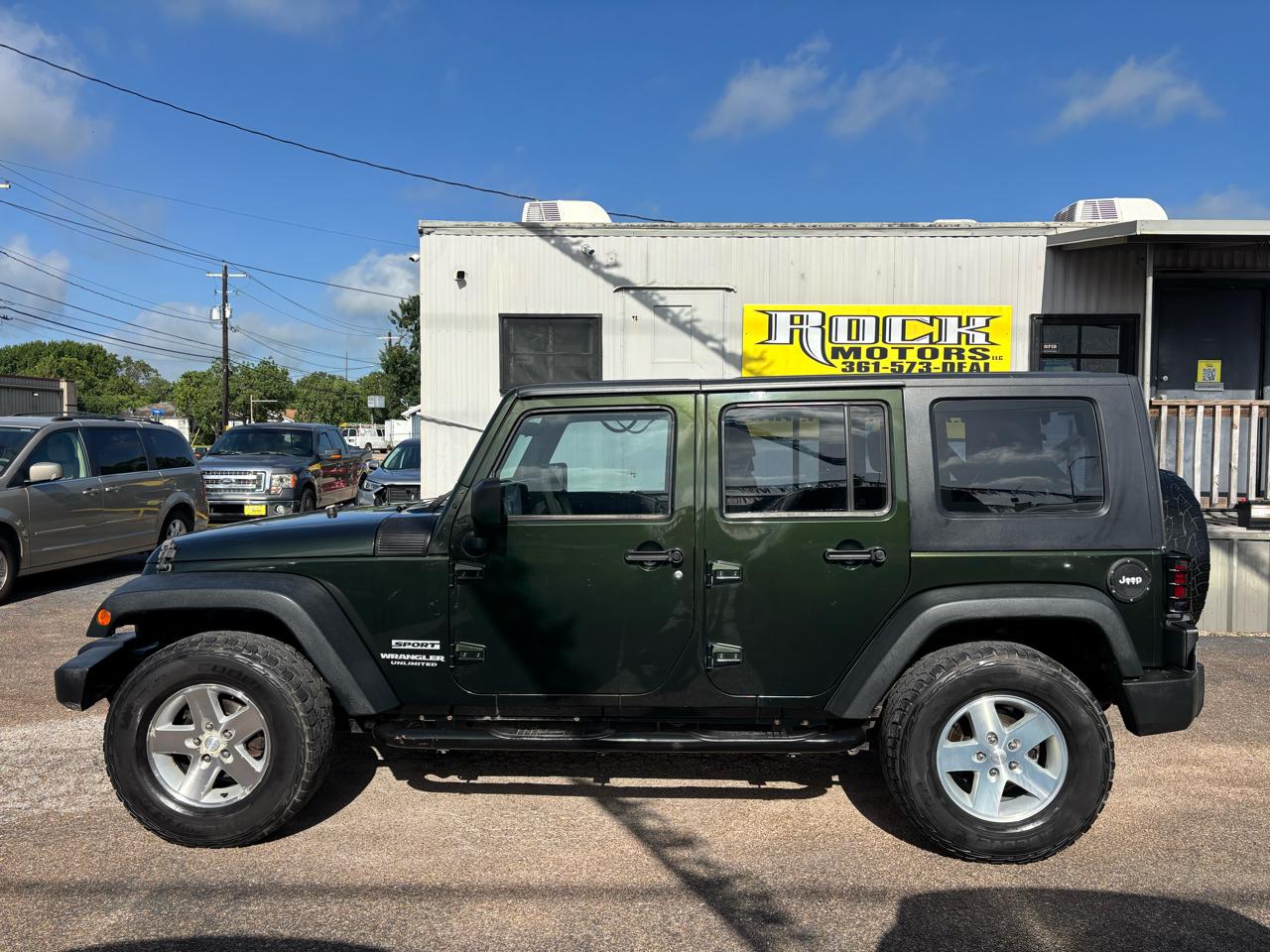 Jeep Wrangler Unlimited 4WD 4dr Sport 2010