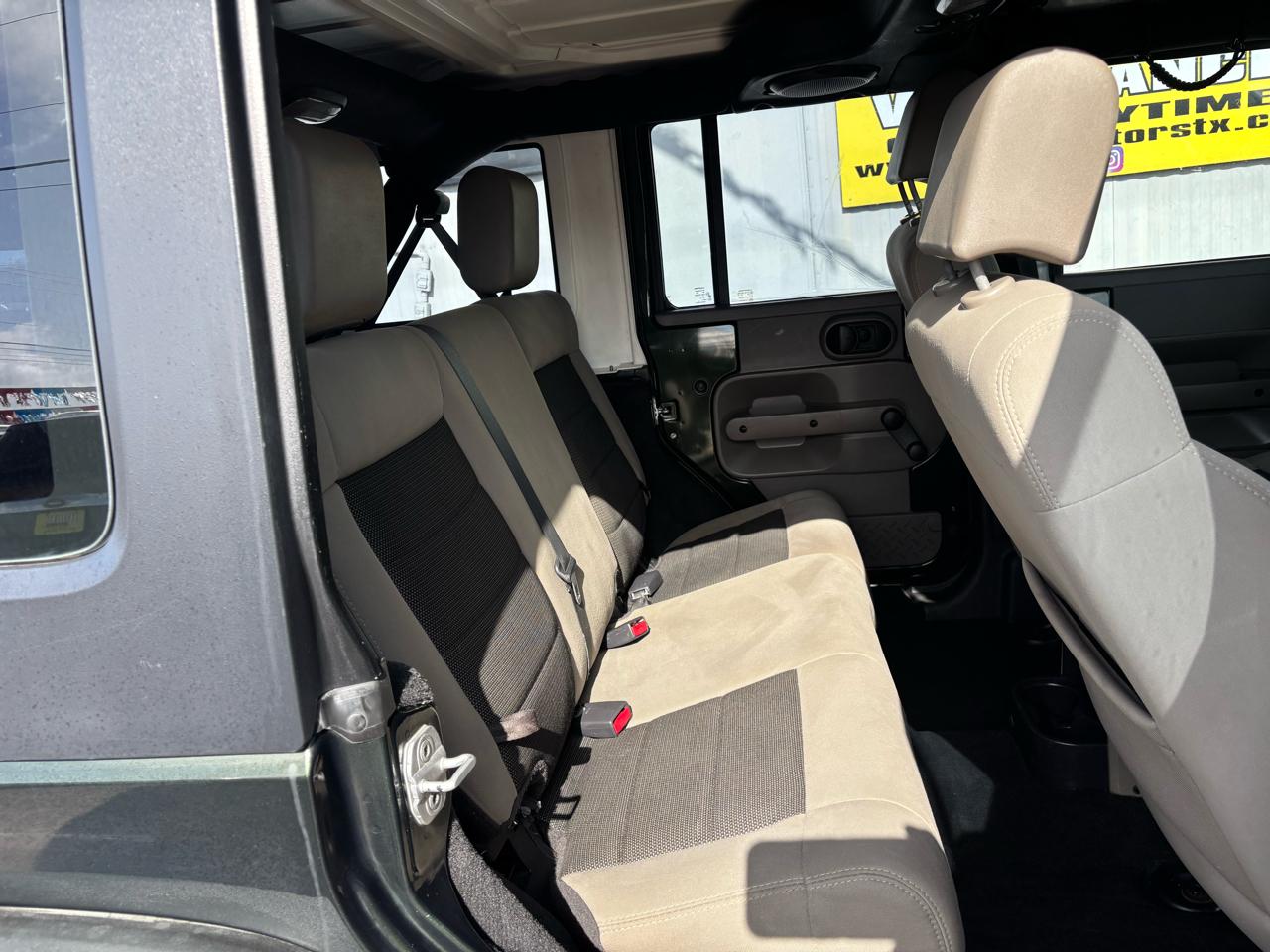 Jeep Wrangler Unlimited 4WD 4dr Sport 2010
