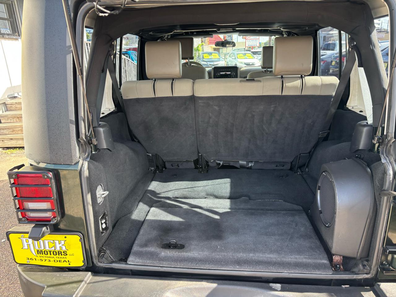 Jeep Wrangler Unlimited 4WD 4dr Sport 2010