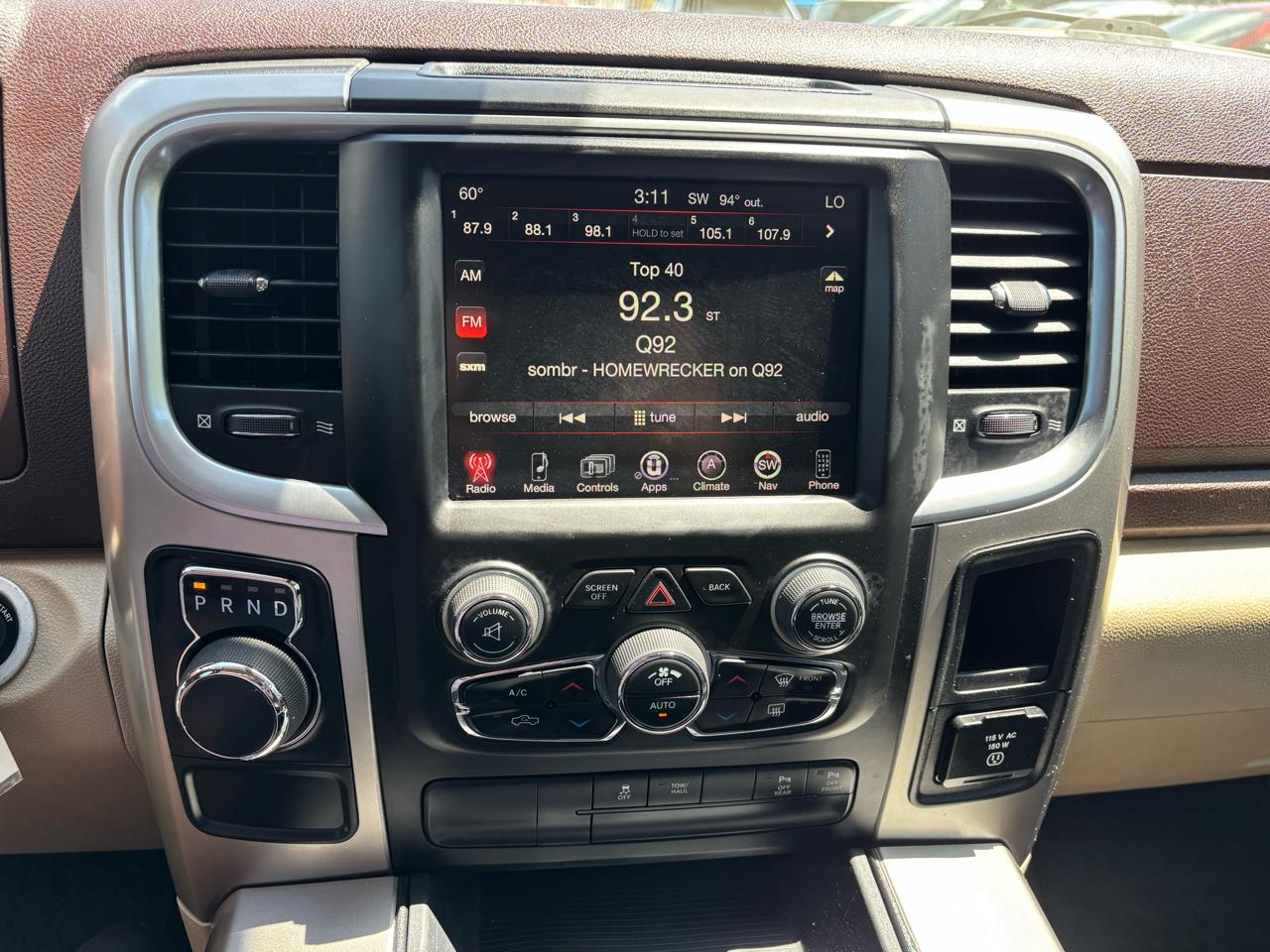 RAM 1500 Lone Star 4x2 Crew Cab 5'7" Box 2017