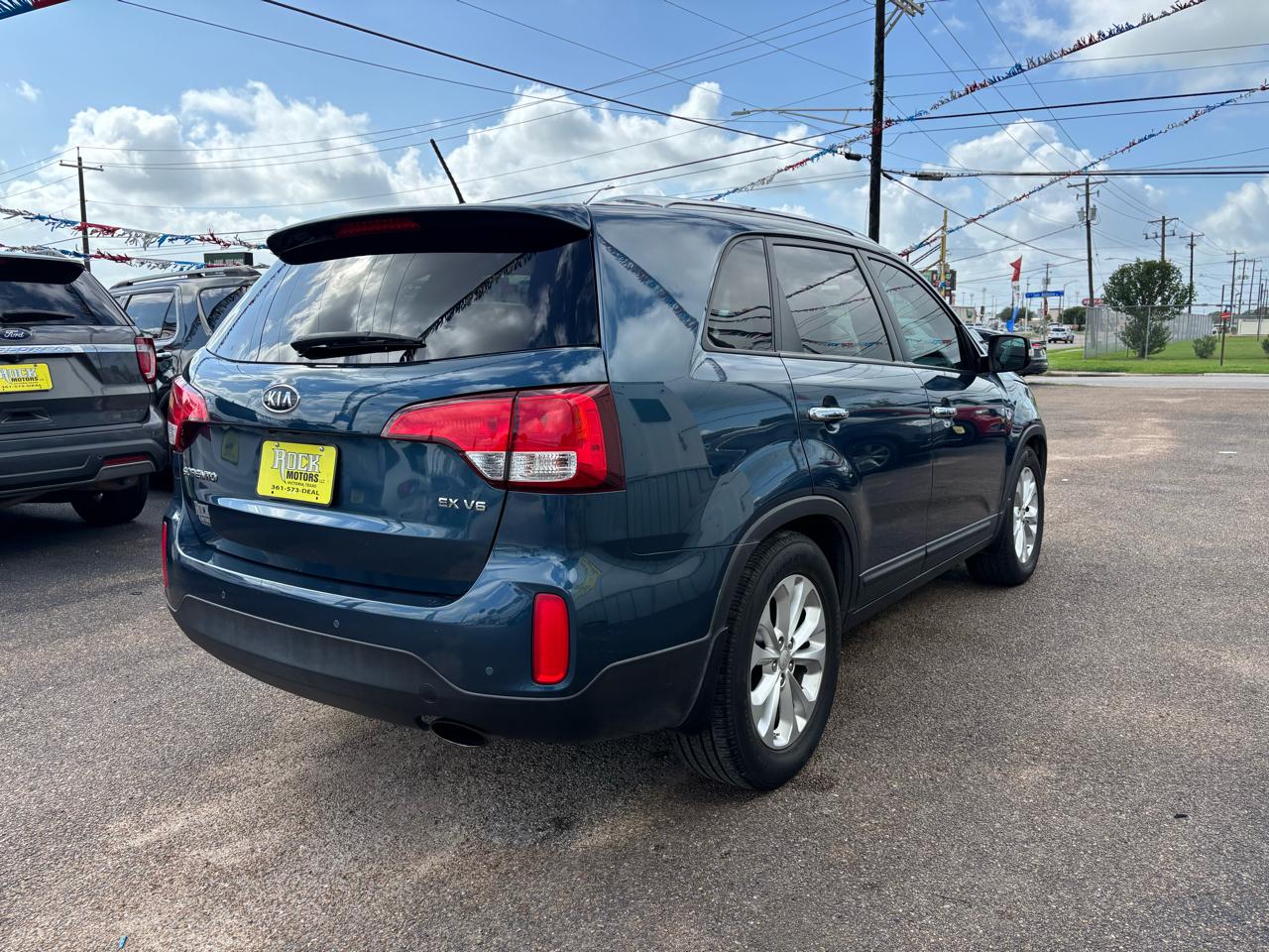 Kia Sorento 2WD 4dr V6 EX 2015