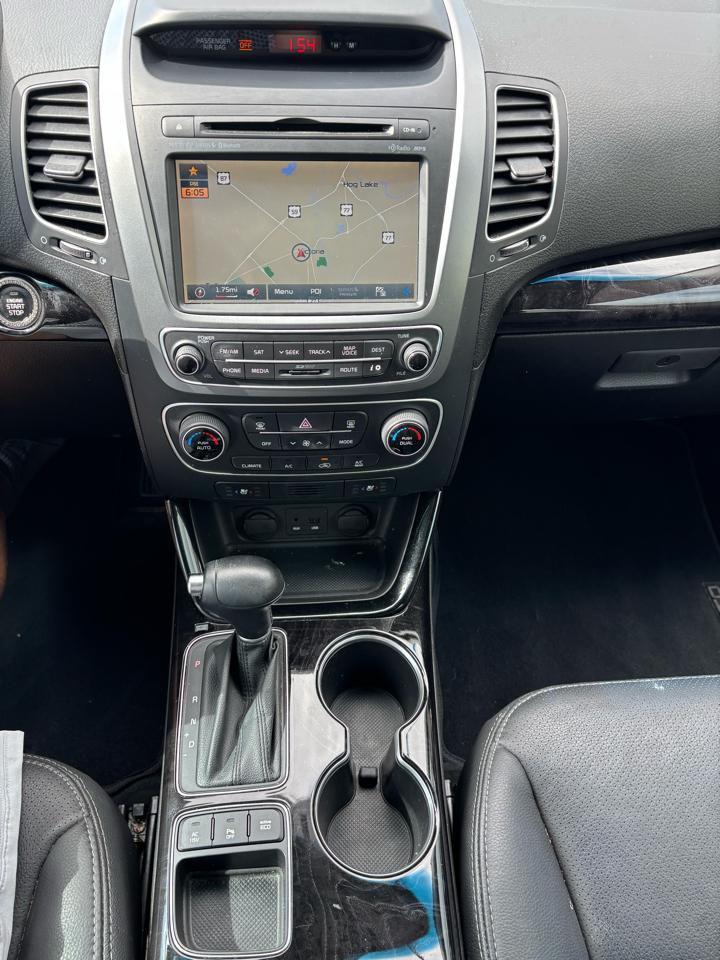 Kia Sorento 2WD 4dr V6 EX 2015