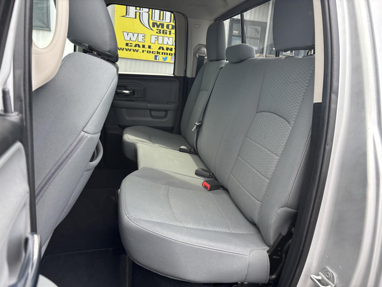 RAM 1500 2WD Quad Cab 140.5" SLT 2013
