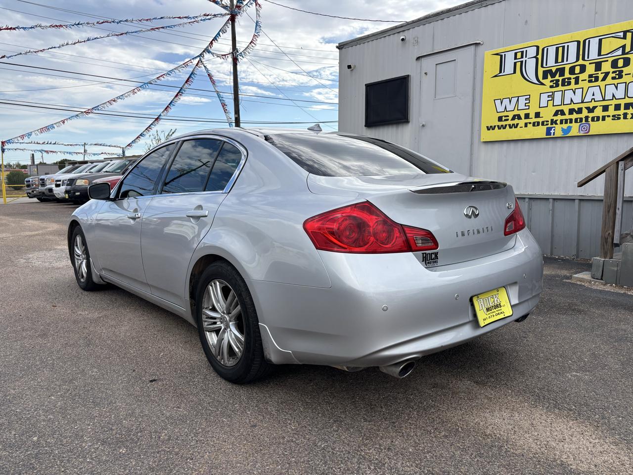 Infiniti G37 Sedan 4dr Journey RWD 2013