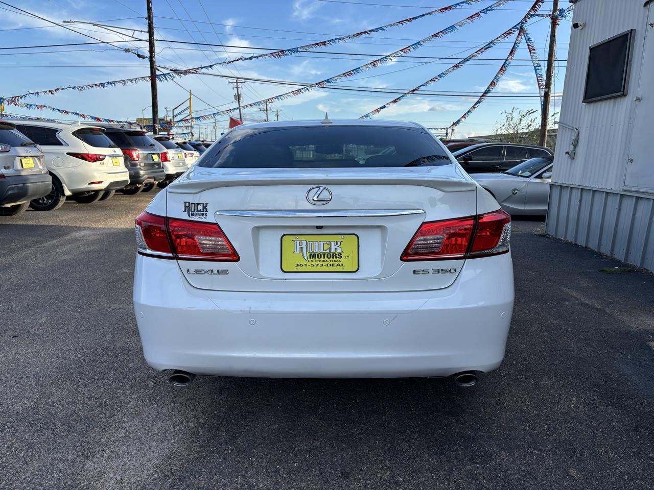 Lexus ES 350 4dr Sdn 2010