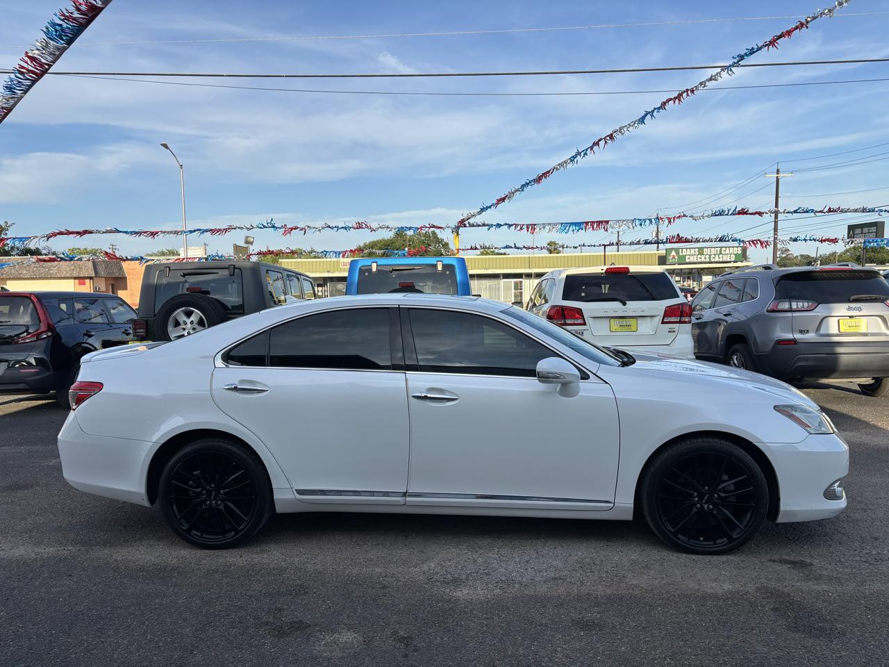 Lexus ES 350 4dr Sdn 2010