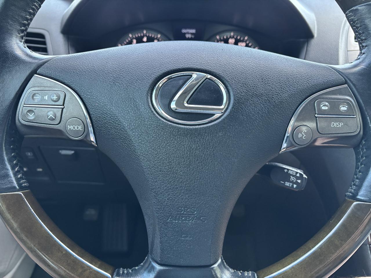 Lexus ES 350 4dr Sdn 2010