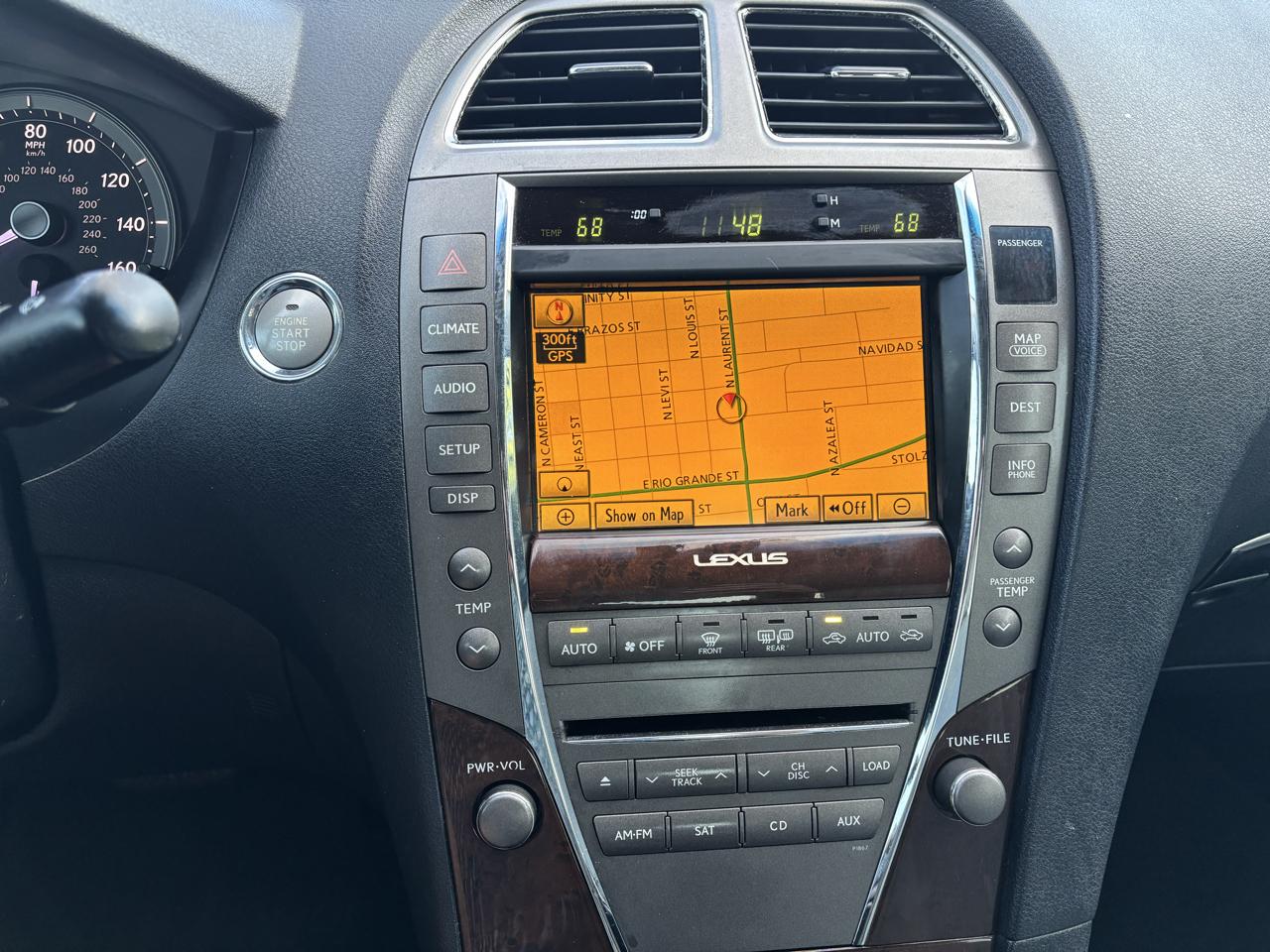 Lexus ES 350 4dr Sdn 2010