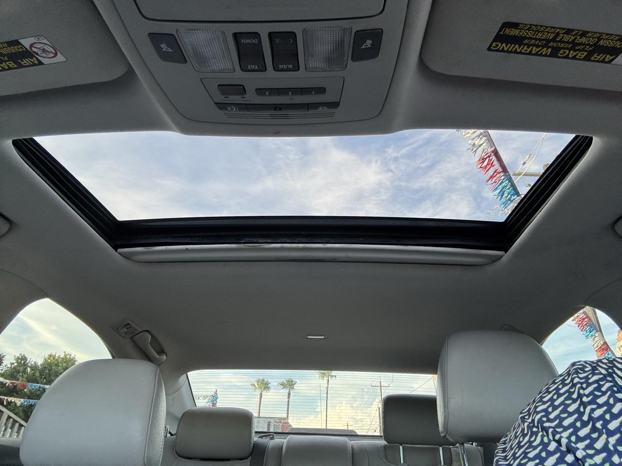 Lexus ES 350 4dr Sdn 2010