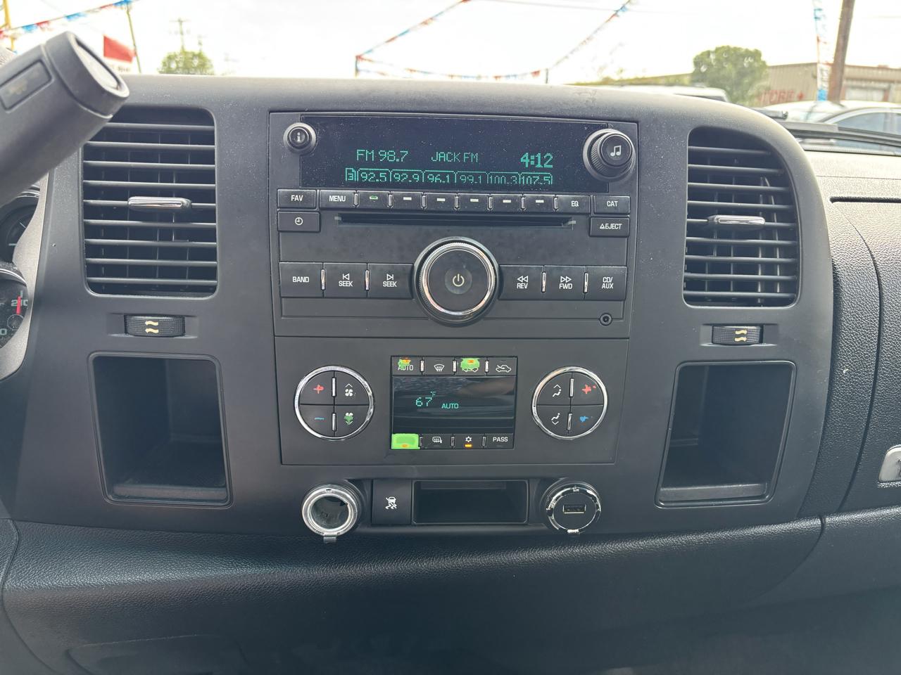 GMC Sierra 1500 2WD Crew Cab 143.5" SLE 2010