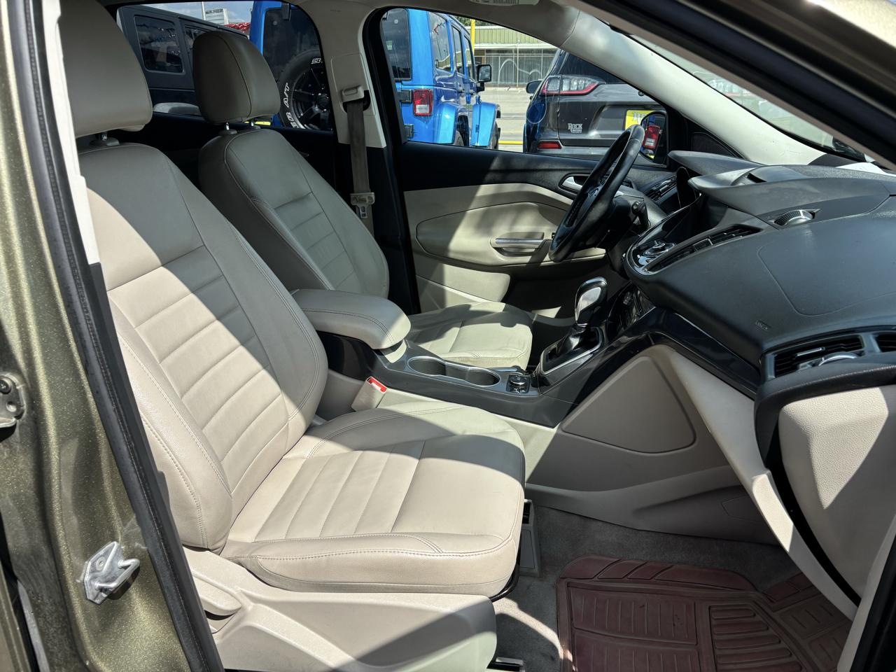 Ford Escape FWD 4dr Titanium 2014
